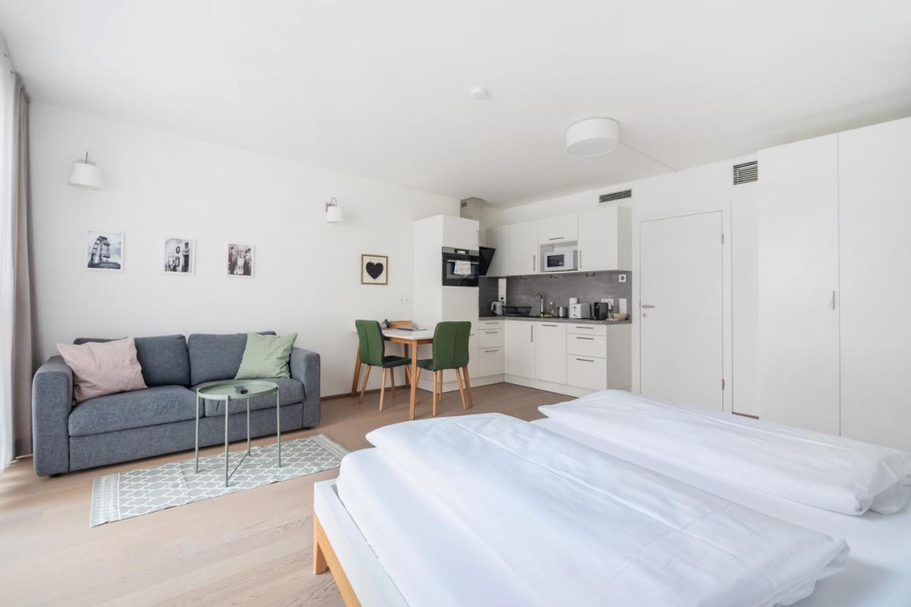 וינה Quiet And Cozy Apartment Next To Mariahilfer Strasse And Naschmarkt With Ac, Minimum 30 Nights מראה חיצוני תמונה
