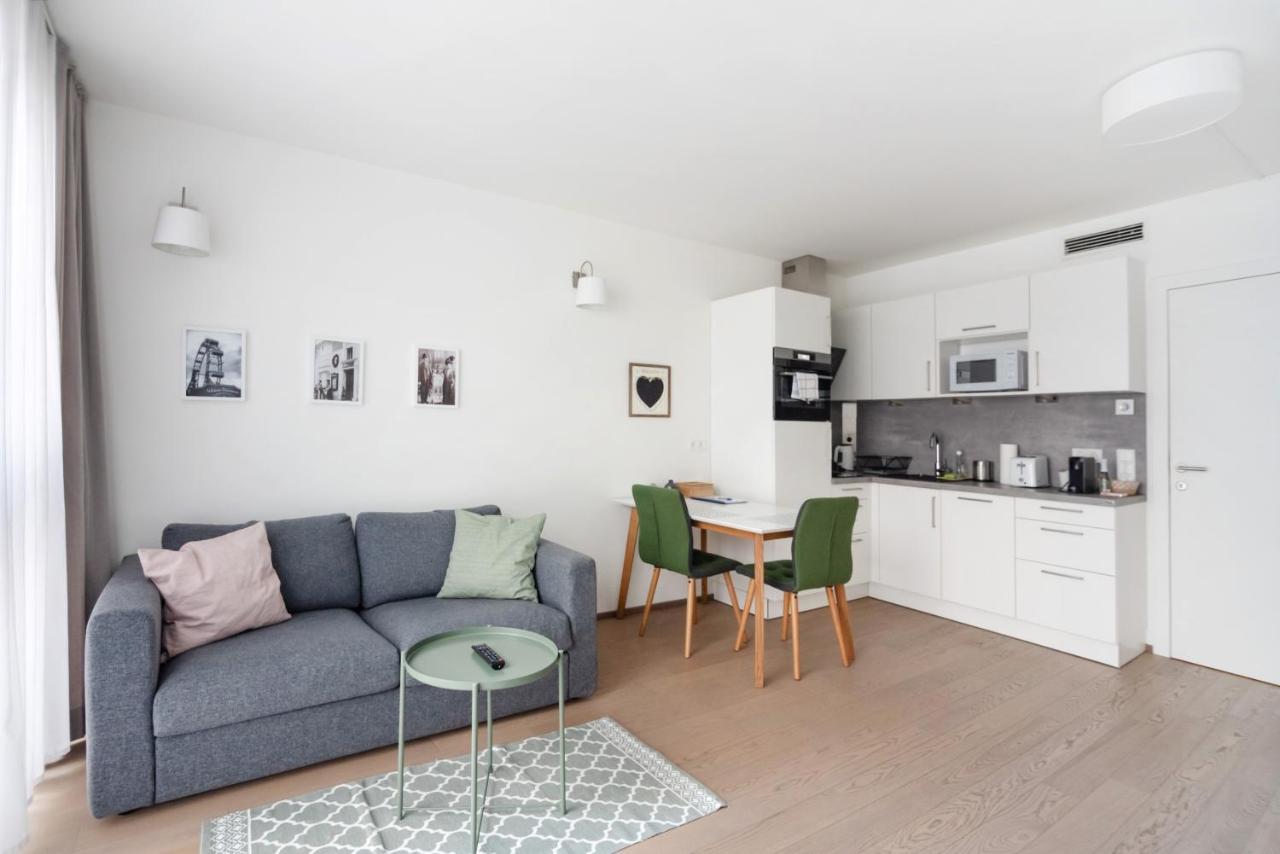 וינה Quiet And Cozy Apartment Next To Mariahilfer Strasse And Naschmarkt With Ac, Minimum 30 Nights מראה חיצוני תמונה