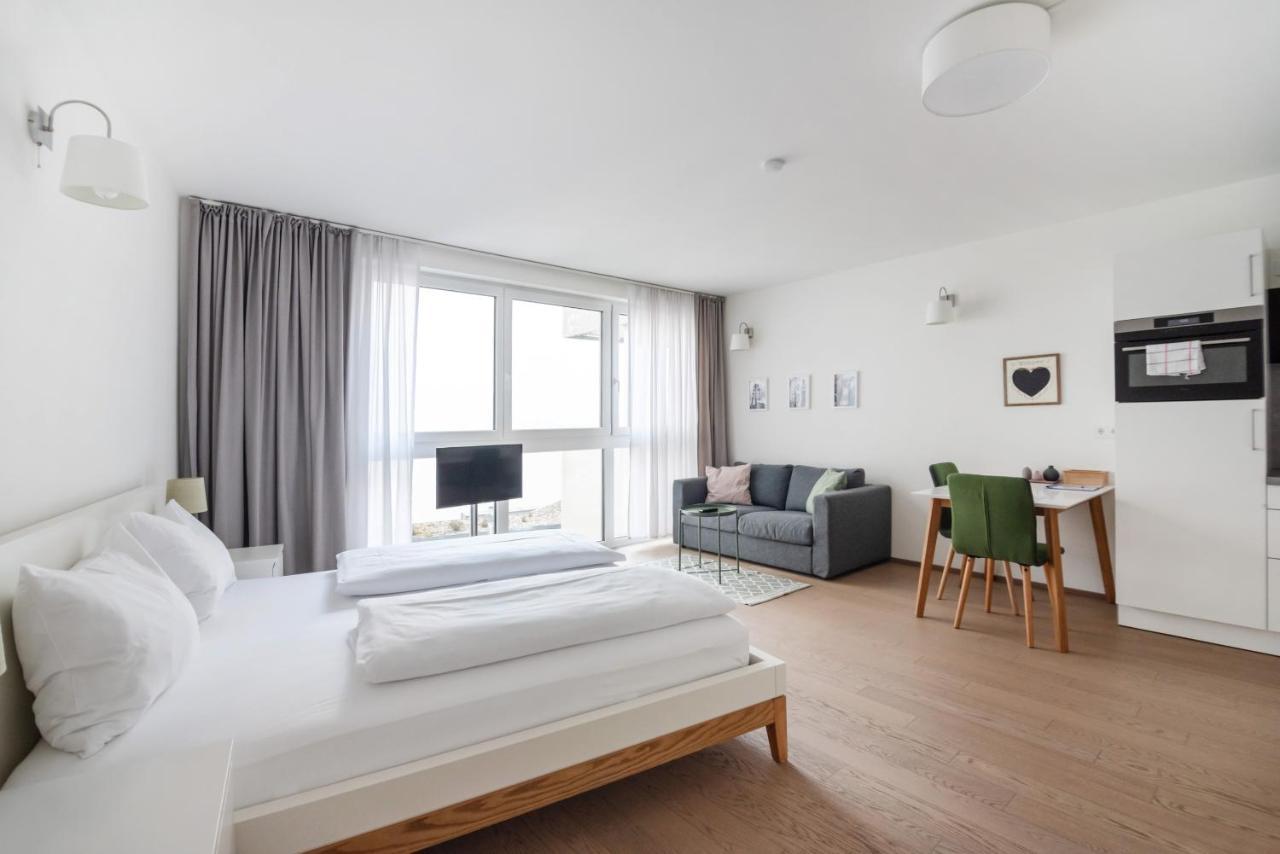 וינה Quiet And Cozy Apartment Next To Mariahilfer Strasse And Naschmarkt With Ac, Minimum 30 Nights מראה חיצוני תמונה