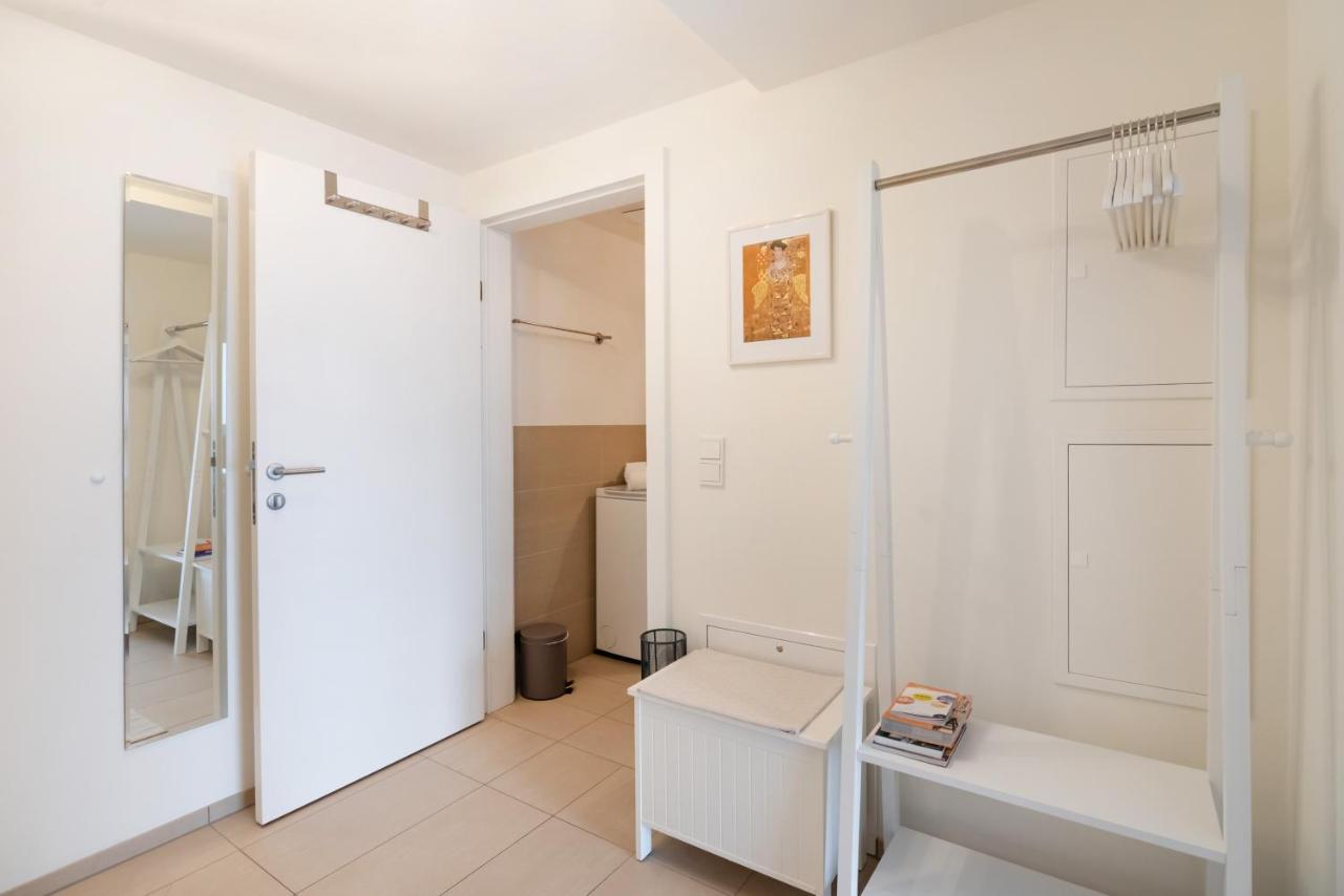 וינה Quiet And Cozy Apartment Next To Mariahilfer Strasse And Naschmarkt With Ac, Minimum 30 Nights מראה חיצוני תמונה