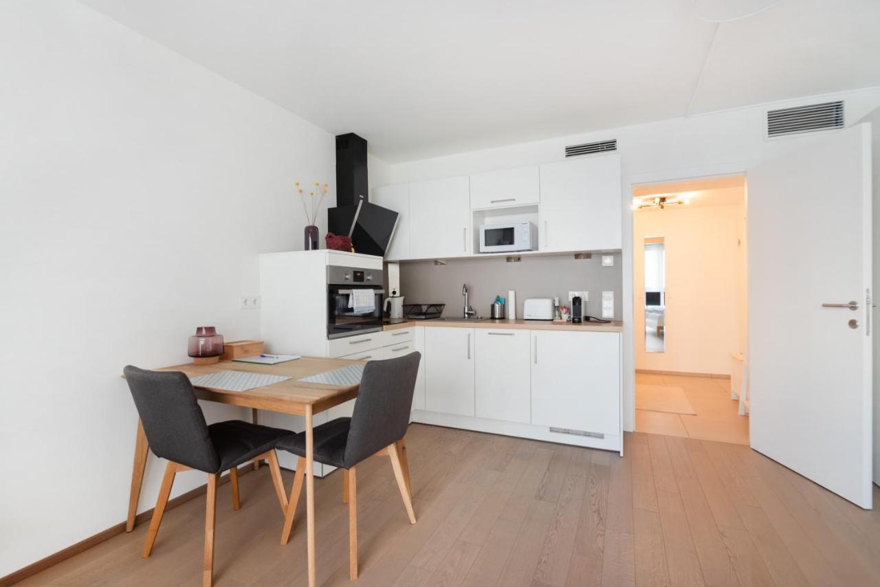 וינה Quiet And Cozy Apartment Next To Mariahilfer Strasse And Naschmarkt With Ac, Minimum 30 Nights מראה חיצוני תמונה